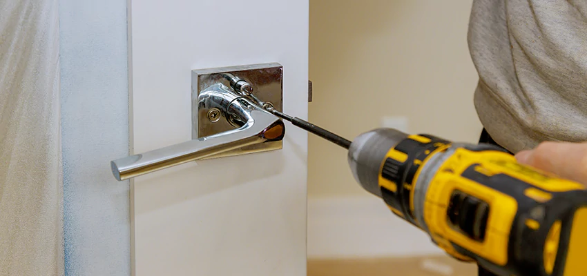 After-hours Locksmith  For Lock Troubleshooting in Costa Mesa, California
