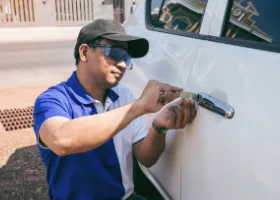 Car Locksmith in Costa Mesa, CA